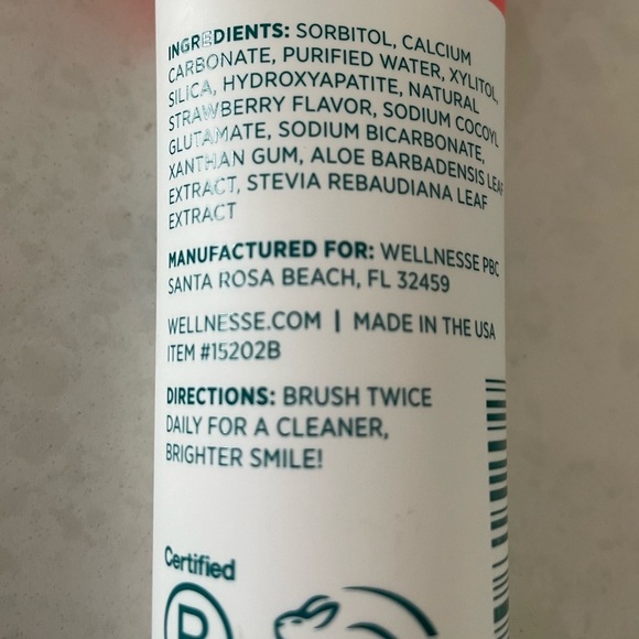 Wellnesse 🍓 Toothpaste - Picture 6 of 8